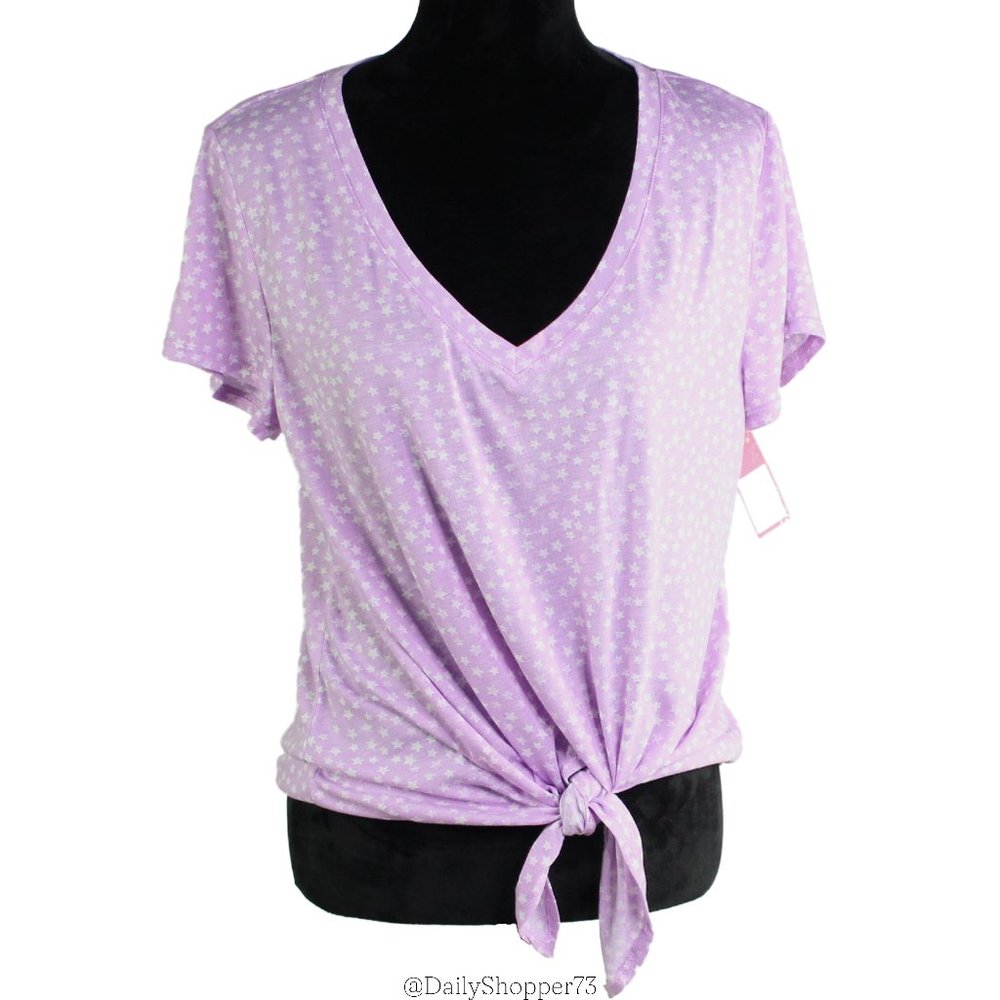 Xhilaration Women's Pastel Purple Star Pattern Knotted Short Sleeve V-Neck Shirt